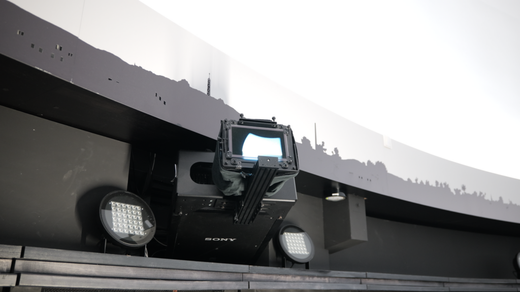 Projektor laserowy Sony VPL-GTZ380 w Planetarium Śląskim